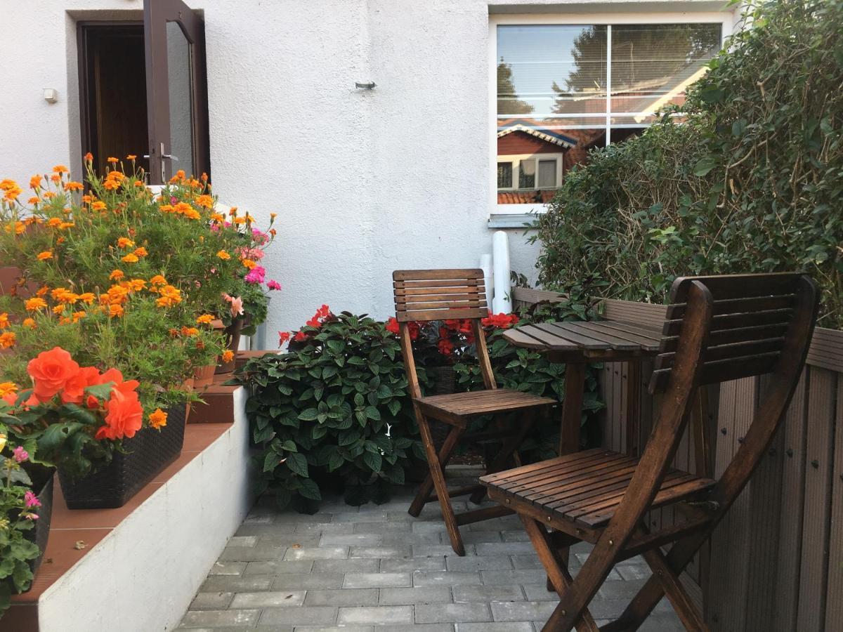 Nida Guesthouse At Loreta Exterior photo